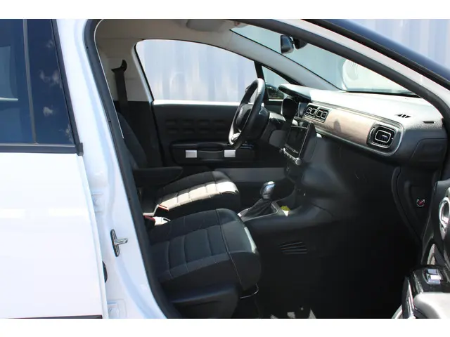Citroën C3 1.2 PT AUTOMAAT 110 SHINE 2021 Benzine 8
