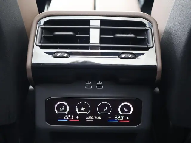 BMW i5 Touring 2024 Elektrisch 15