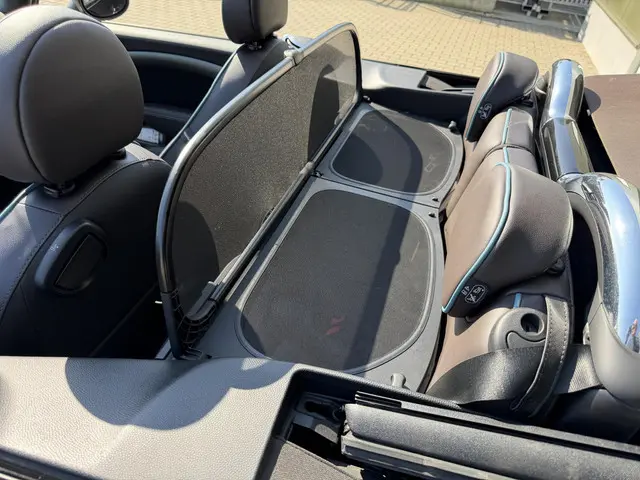 MINI Cooper Cabrio 1.6 Highgate 2015 Benzine 39