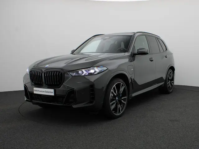 BMW X5 xDrive50e 2025 Hybride Benzine 30