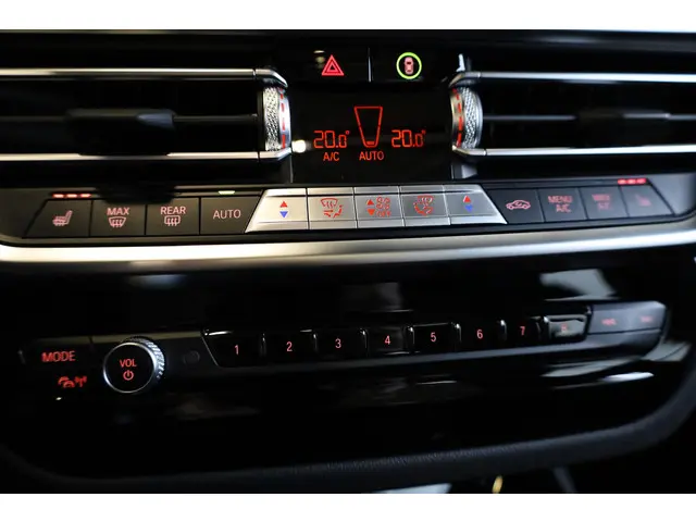 BMW iX3 Executive 80 kWh 2023 Elektrisch 18