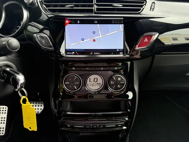 DS DS 3 1.2 PureTech Connected Chic 2019 Benzine 9