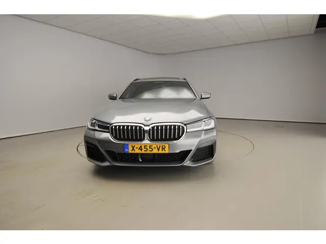 BMW 5 Serie Touring 530e 2024 Hybride Benzine 5