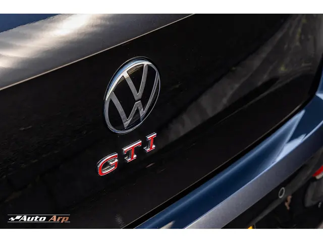 Volkswagen Golf 2.0 TSI GTI 2023 Benzine 13
