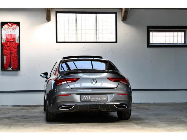 Mercedes-Benz CLA 220 2019 Benzine 9