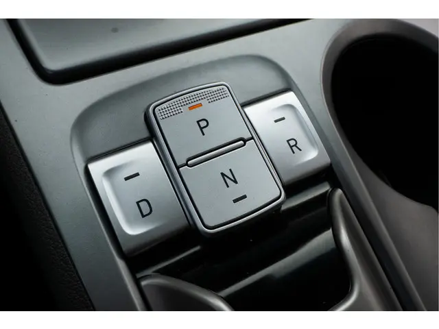 Hyundai Kona EV Premium 64 kWh SOH 93% 2019 Elektrisch 36