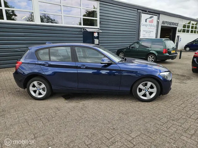BMW 1 Serie 116i Business 2012 Benzine 8