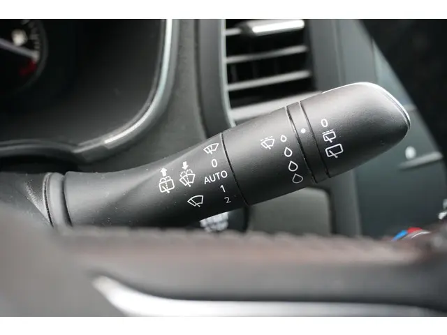 Renault Mégane Estate 1.3 TCe Limited 2020 Benzine 22