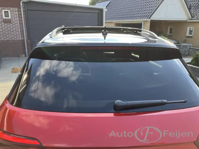 Volkswagen T-Roc 1.5 TSI R-Line Edition 2024 Benzine 26