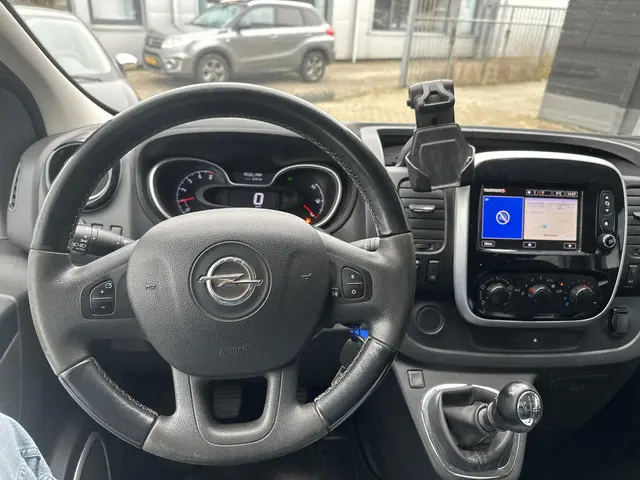 Opel Vivaro 1.6 CDTI L2H1 DC Sport EcoFlex 2019 Diesel 12