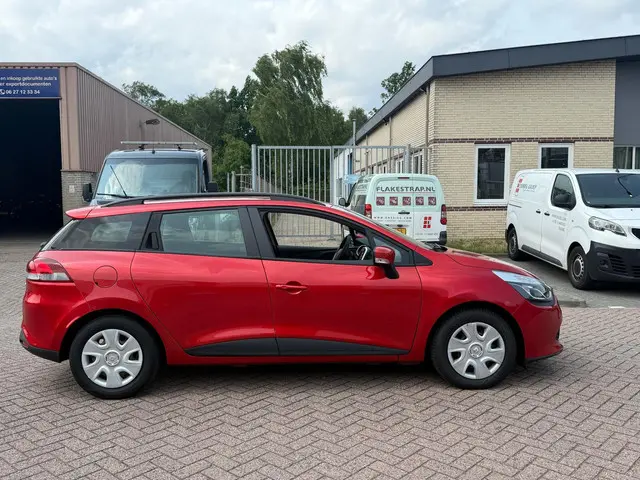 Renault Clio Estate 0.9 TCe Expression 2016 Benzine 7