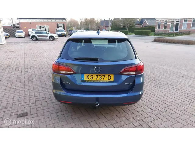 Opel Astra Sports Tourer 1.0 Business+ 2016 Benzine 4