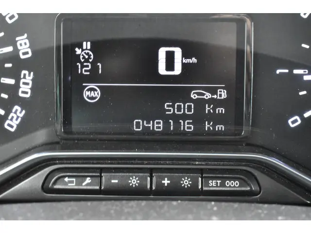 Citroën C3 Aircross PureTech 110 Shine 2022 Benzine 18