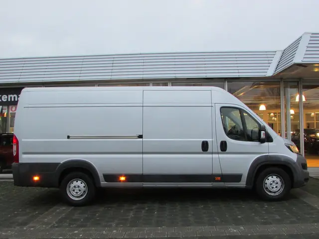 Peugeot Boxer 435 2.2 HDI L4H2 XR 2016 Diesel 8