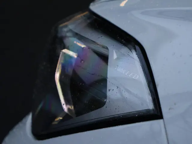 BMW X1 sDrive18i Business Edition Plus 2021 Benzine 36