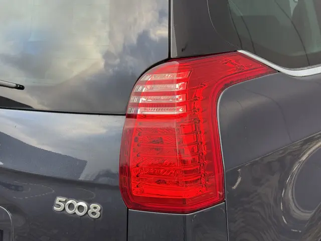 Peugeot 5008 1.2 PureTech Style 7p. 2016 Benzine 14