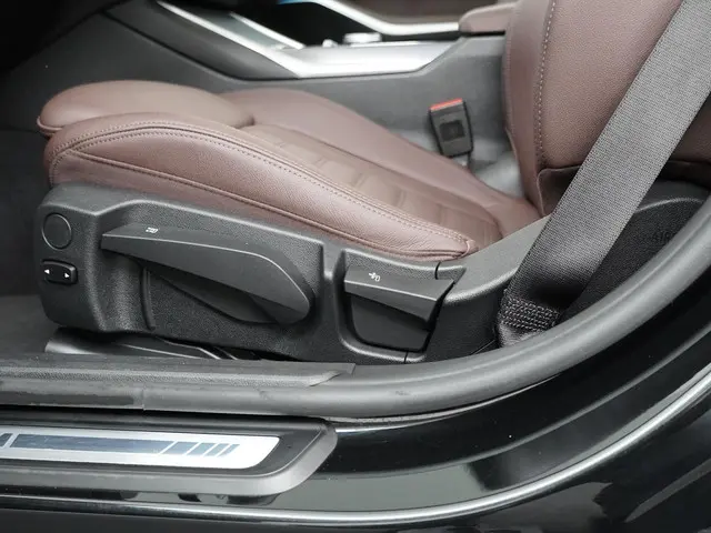 BMW 3 Serie Touring 320e 2024 Hybride Benzine 25