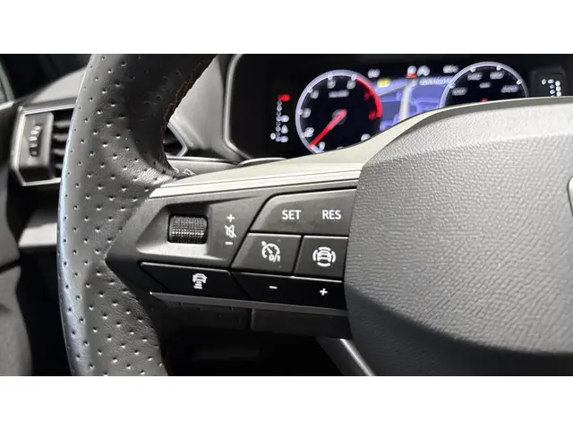 SEAT Tarraco 1.5 TSI FR Business Intense 2024 Benzine