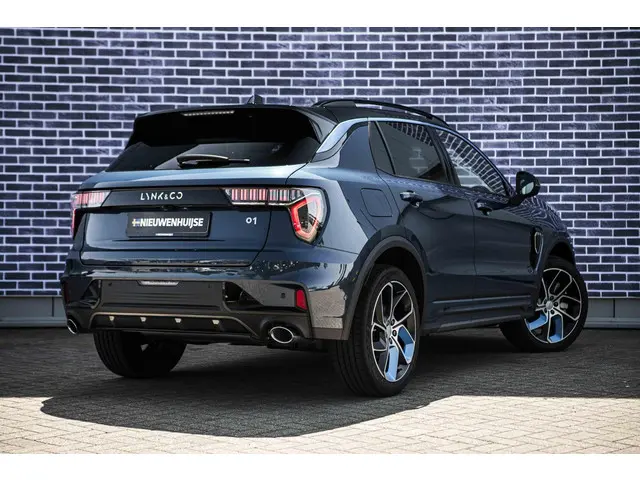 Lynk & Co 01 1.5 2023 Hybride Benzine 2