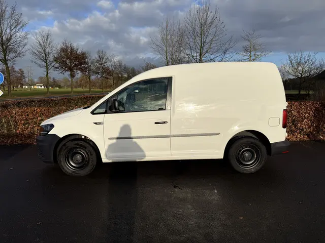 Volkswagen Caddy 2.0 TDI L1H1 BMT Economy 2017 Diesel 12