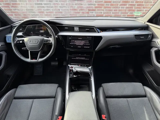 Audi e-tron Sportback S quattro 95 kWh 2022 Elektrisch 14