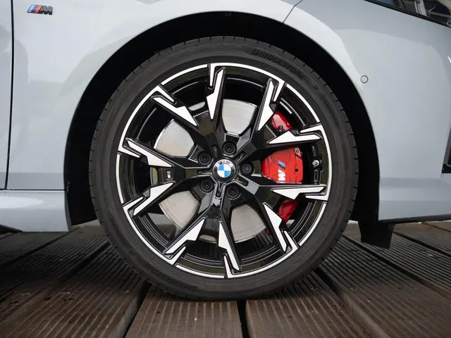 BMW 1 Serie 120 2025 Benzine 6