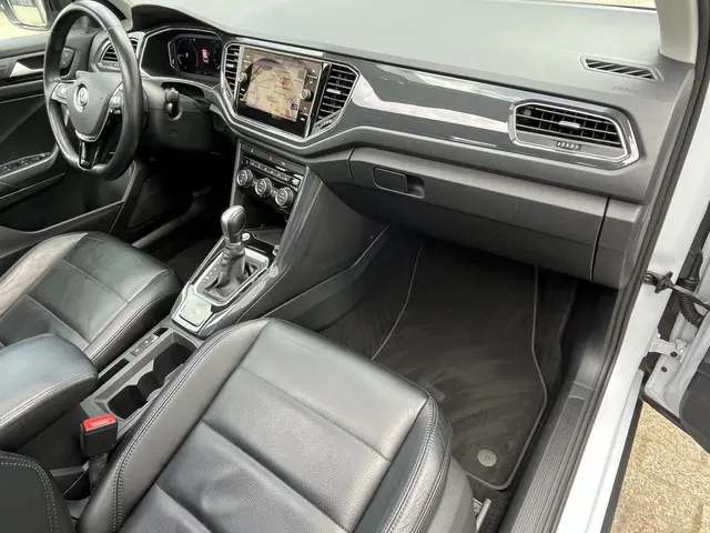 Volkswagen T-Roc 1.5 TSI Style 2019 Benzine 84