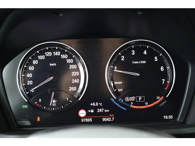 BMW X1 sDrive20i 2021 Benzine 12