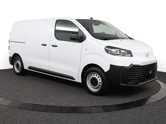 Toyota ProAce Worker 2.0 D-4D L1 Challenger 2024 Diesel