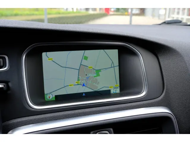 Volvo V40 2.0 T2 Momentum Navi|Clima|LMV 2016 Benzine 15