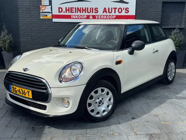 MINI One Mini 1.2 *AIRCO* MOOIE FRISSE AUTO* 2015 Benzine 4