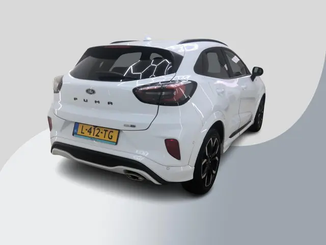 Ford Puma 1.0 EcoBoost Hybrid ST-Line X 2021 Benzine 2