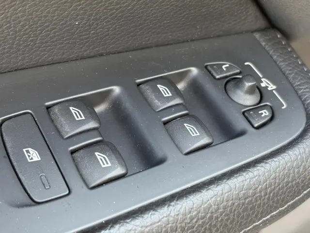 Volvo V60 2.0 T5 Momentum 2019 Benzine 24