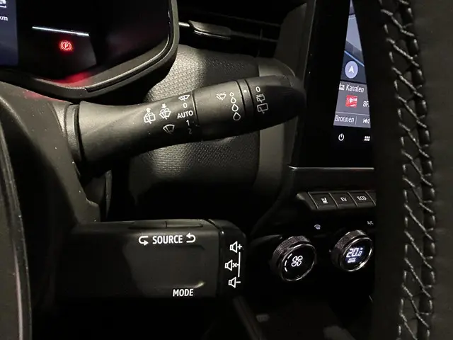 Mitsubishi Colt 1.6 HEV Intense+ 2025 Hybride Benzine 28