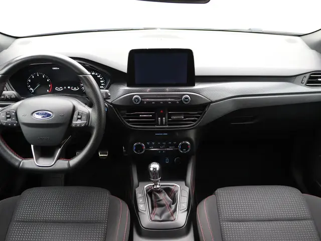 Ford Focus 1.0 EcoBoost ST Line Business 2019 Benzine 12
