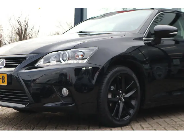 Lexus CT 200h Sport Edition 2016 Hybride Benzine 34