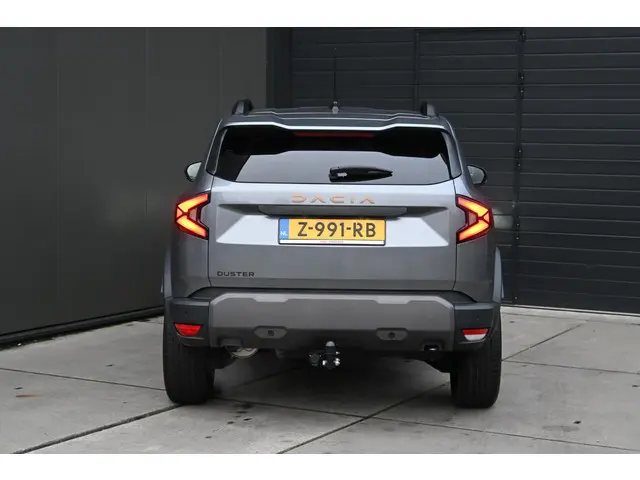 Dacia Duster TCe 130 mild hybrid Journey 2024 Benzine 7