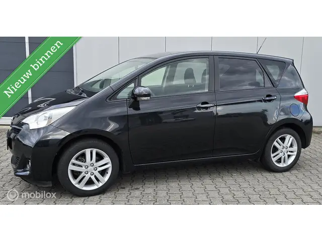 Toyota Verso-S 1.3 VVT-i Dynamic 2013 Benzine 24
