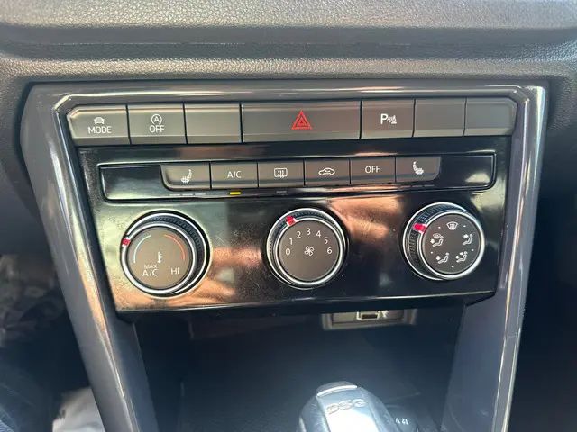 Volkswagen T-Roc 1.5 TSI, AUTOMAAT 2019 Benzine 12