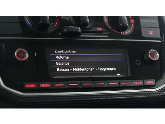 Volkswagen up! 1.0 BMT 60pk Move up! 2020 Benzine 31