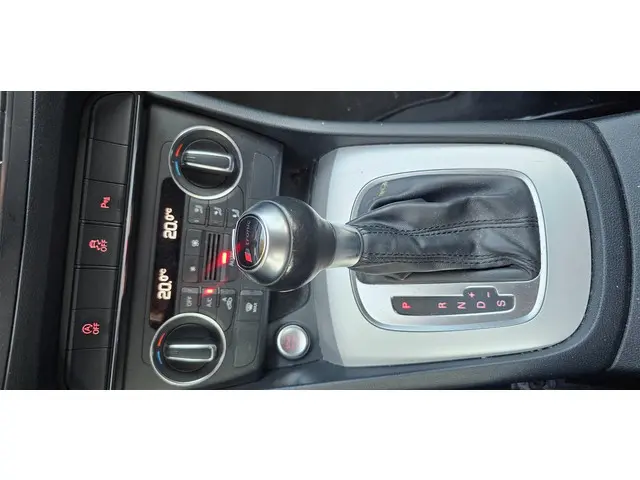 Audi Q3 1.4 TFSI CoD Design Pro Line Plus 2015 Benzine 24