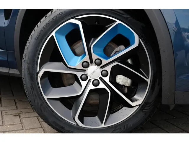 Lynk & Co 01 PHEV 2022 Hybride Benzine 22