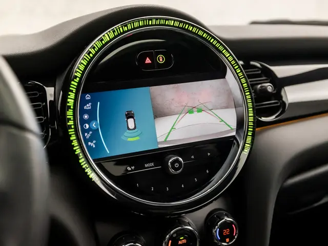 MINI Cooper Mini 1.5 Camden Sport 2022 Benzine 18