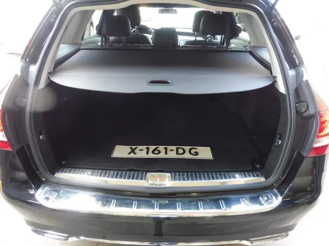 Mercedes-Benz C-Klasse Estate 180 Prestige 2015 Benzine 27