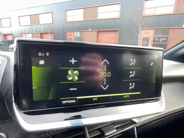 Peugeot 208 1.2 Turbo GT AUTOMAAT 2021 Benzine 26