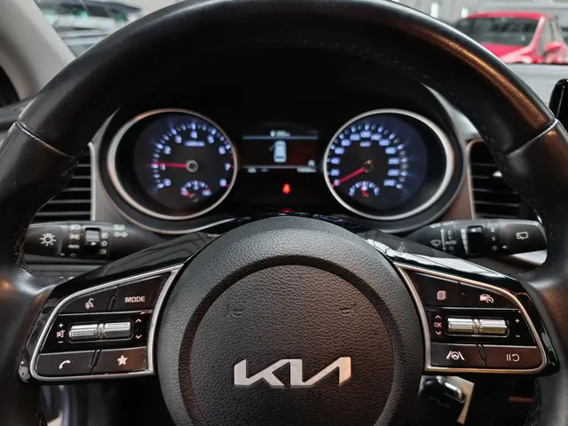 Kia Ceed Sportswagon 1.5 T-GDi DynamicLine 2023 Benzine 27