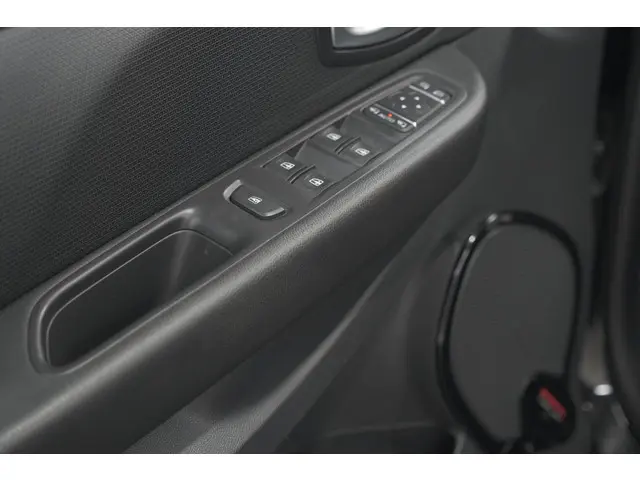 Renault Clio TCe 90 Intens 2017 Benzine 23