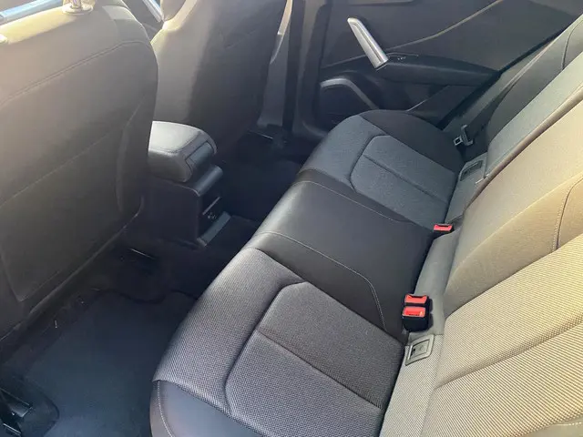 Audi Q2 35 TFSI Advanced edition 2023 Benzine 16