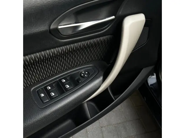 BMW 1 Serie 118I 2016 Benzine 8