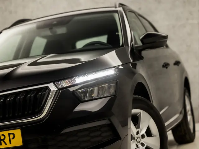 Škoda Kamiq 1.0 TSI Sport 2020 Benzine 12